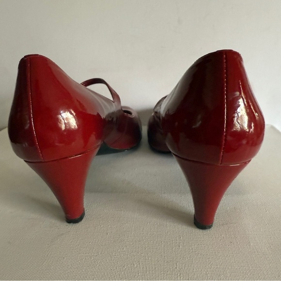 Nine West Fayther Red Patent Leather Mary Jane Heels Women's Sz 9 - Picture 6 of 11